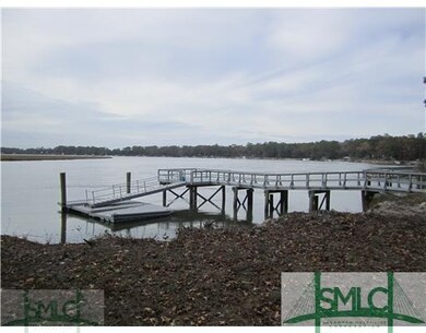 Waterfront/Dock/Pier.