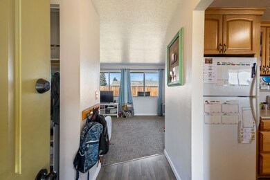 605 SW 23rd St, Redmond, OR 97756 - photo 4