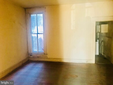 2862 Harford Rd, Baltimore, MD 21218 - photo 2