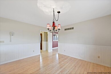 13 Calvin Ln, Newburgh, NY 12550 - photo 6