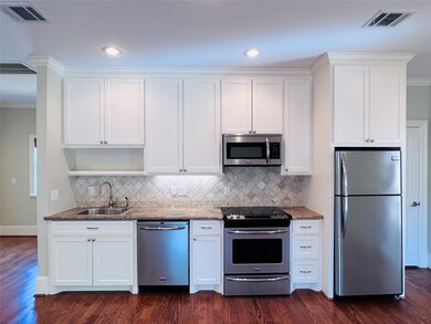 919 Arlington St unit A, Houston, TX 77008 - photo 4