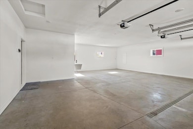 206 7th Ave SW, Independence, IA 50644 - photo 6