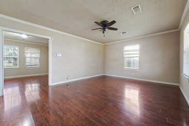 7128 Foster St, Houston, TX 77021 - photo 5