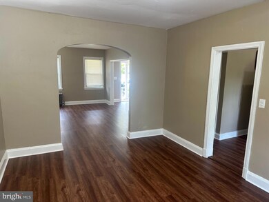 729 Mount Holly St, Baltimore, MD 21229 - photo 5