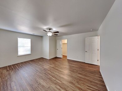 16778 Fallen Timbers Dr, Conroe, TX 77385 - photo 7