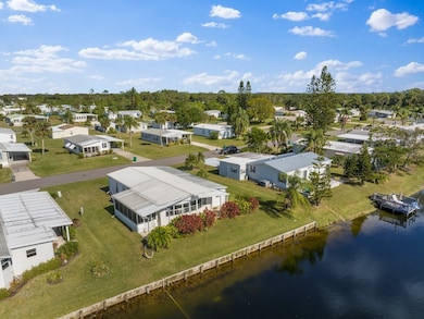 Prime lakefront location!