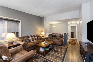 09-LIVINGROOM_NLL_IMG_2