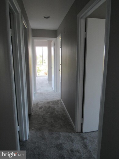 6011 Emerson St unit 704, Bladensburg, MD 20710 - photo 4