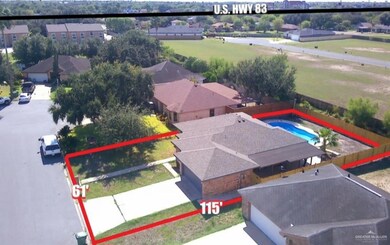 547 Tulip Cir, Alamo, TX 78516 - photo 3