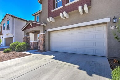 7924 S 7th Way-6