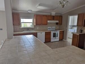 kitchen (1)