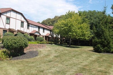 1992 Drury Ln