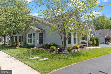 954 Daylily Dr unit V161, Langhorne, PA 19047 - photo 2