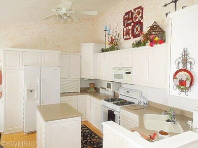 2193 Jonathan Ct SW unit 68, Byron Center, MI 49315 - photo 6