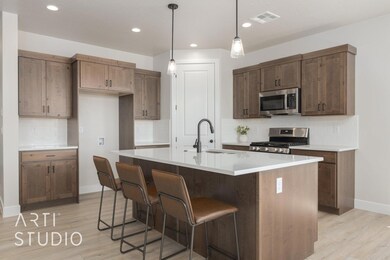 STAGED 1399 W 450 N, Hurricane-Porter Te