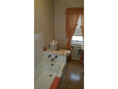 Full Bath.