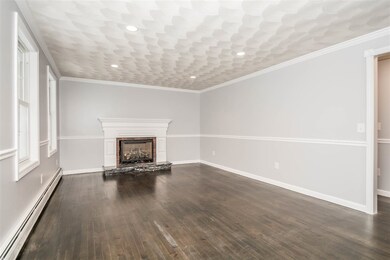 7 Blue Jay Way, Litchfield, NH 03052 - photo 2