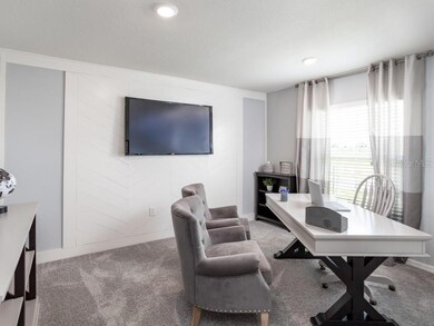 989 Montgomery Ln, Polk City, FL 33868 - photo 3