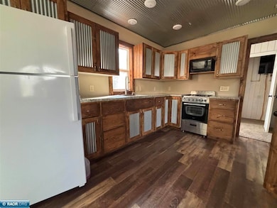 3746 S Hughes Rd, Hibbing, MN 55746 - photo 4