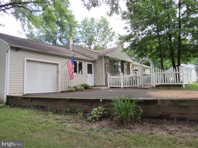 974 Bent Rd, Hatfield, PA 19440 - photo 3