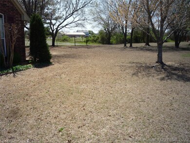 619 S Tallchief Ct, Skiatook, OK 74070 - photo 4