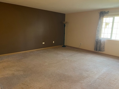 The Greens of Elgin unit 226, Elgin, IL 60123 - photo 6