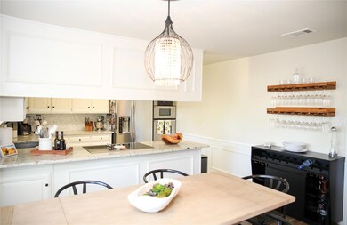 1149 Michael Sean Dr, Bedford, TX 76021 - photo 5