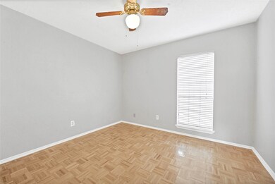 8423 Battle Plains Dr, Houston, TX 77040 - photo 6