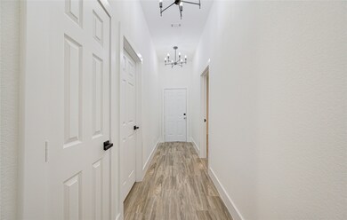 950 Junell St, Houston, TX 77088 - photo 4