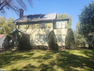 709 W Broadway St, Eagle Grove, IA 50533 - photo 3