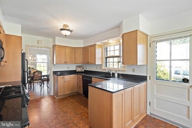 262 Coldstream Dr, Berwyn, PA 19312 - photo 6