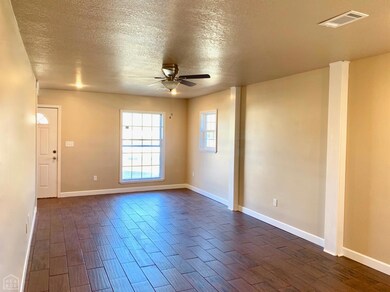 1407 Dana Debbie St, Jonesboro, AR 72401 - photo 2