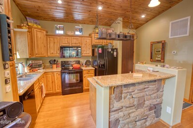 006_Kitchen