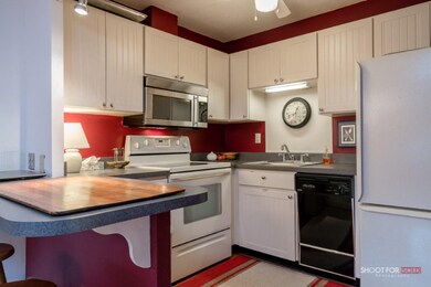 1249Lakeshore014lores