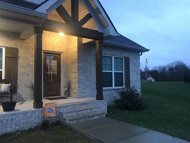 312 Honeysuckle Ln, Shelbyville, TN 37160 - photo 3