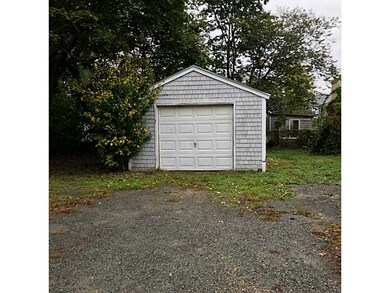 10 Lowndes St, Newport, RI 02840 - photo 4