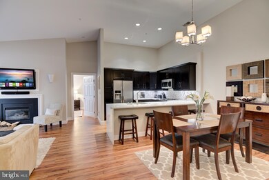 9224 Cardinal Forest Ln unit K, Lorton, VA 22079 - photo 7