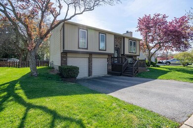 2152 Camelback Dr-23
