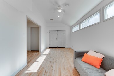 1724 Ridgewood St unit A, Houston, TX 77006 - photo 5