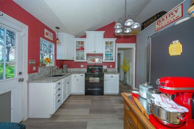 9485 S Fm 730, Boyd, TX 76023 - photo 7