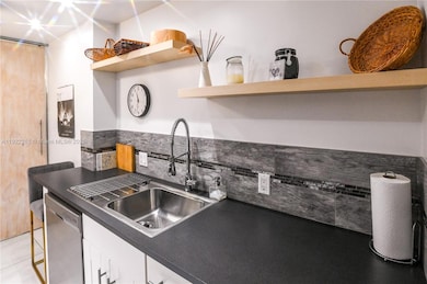 Hillcrest East No.23 unit 804, Hollywood, FL 33021 - photo 3