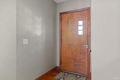 121 Forbes St, Madison Heights, VA 24572 - photo 5