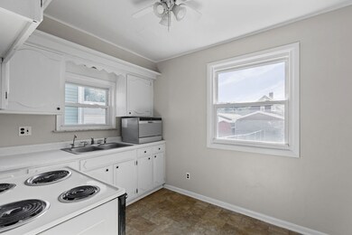 1705 Mcminn St, Aliquippa, PA 15001 - photo 5