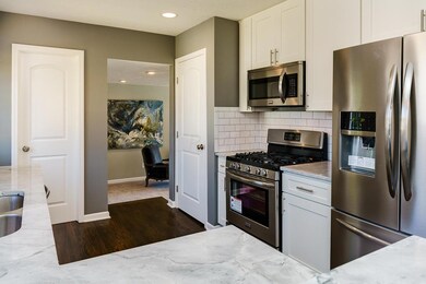 1550 Grenoble Rd, Columbus, OH 43221 - photo 7