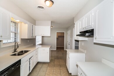 3565 Kings Arms St, Memphis, TN 38115 - photo 6