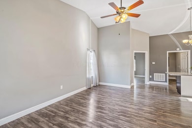 110 Pasadena Ave, Columbus, OH 43228 - photo 7