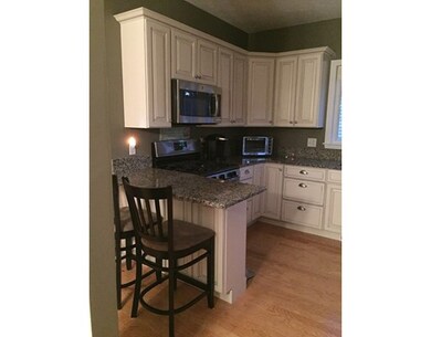 13 Queen of Roses Ln unit 13, Uxbridge, MA 01569 - photo 4