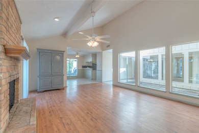 2009 Tickner St, Conroe, TX 77301 - photo 6