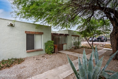 955 N Via Verano, Tucson, AZ 85710 - photo 2