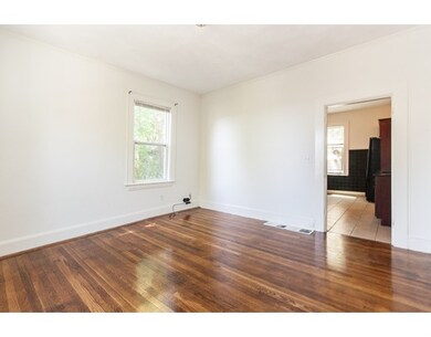 10 Winthrop Ave unit A, Newton, MA 02458 - photo 6